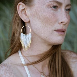 Kolczyki z frędzlami biało złote